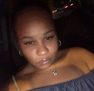 Meet your Posher, Deonica